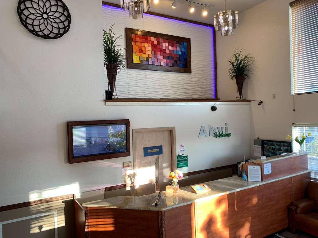 Americas Best Value Inn Линуд Интериор снимка