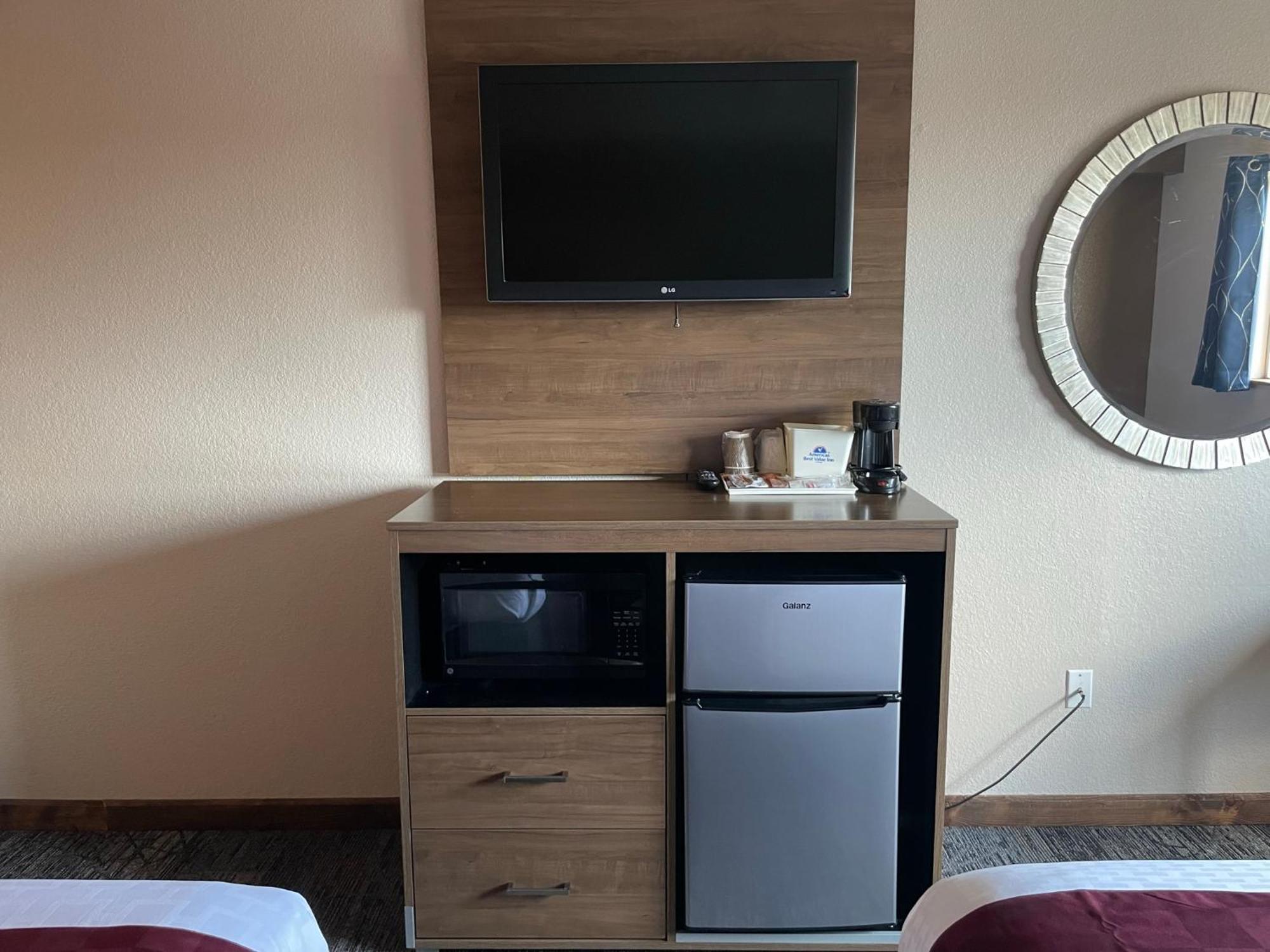 Americas Best Value Inn Линуд Екстериор снимка