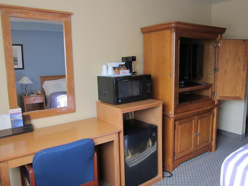 Americas Best Value Inn Линуд Екстериор снимка